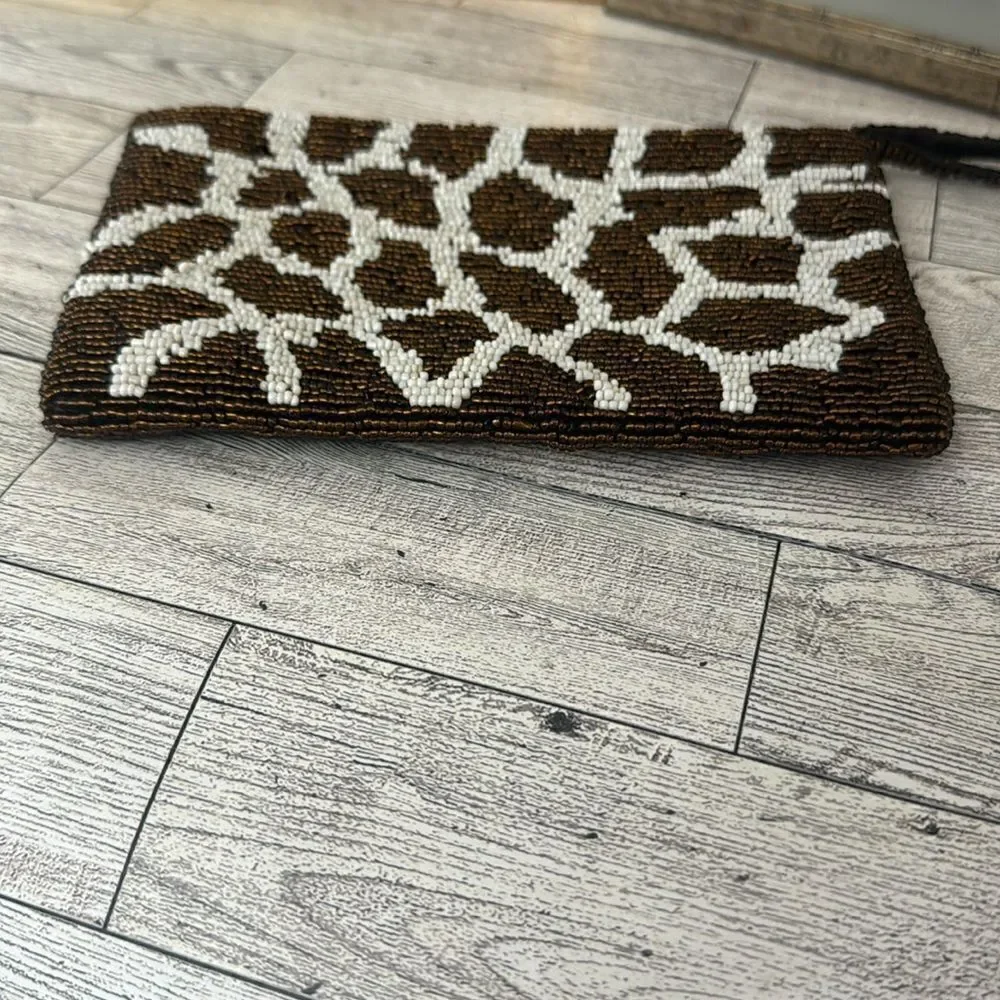 Giraffe Pattern Beaded Wristlet